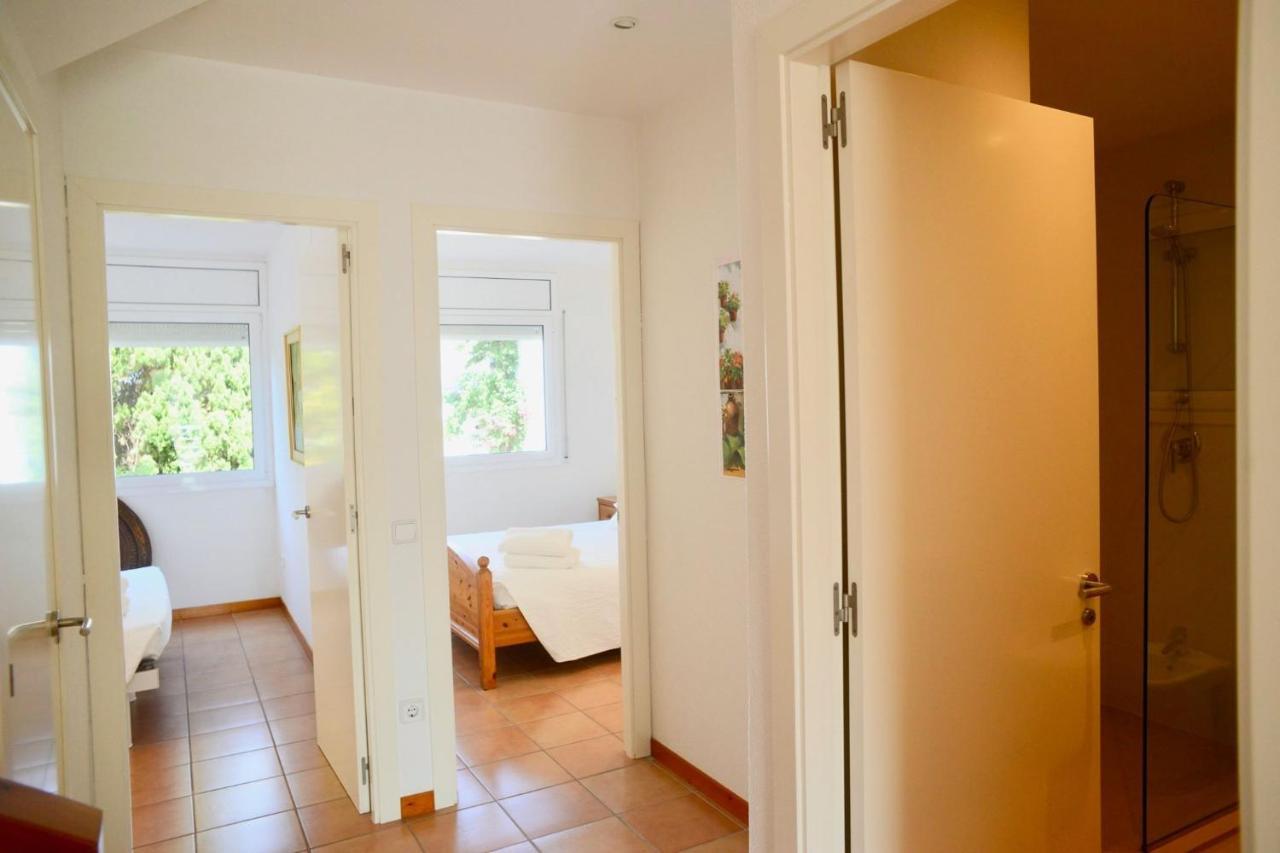 Beachfront Duplex With Terrace And Sea Views - Cadaques Bagian luar foto